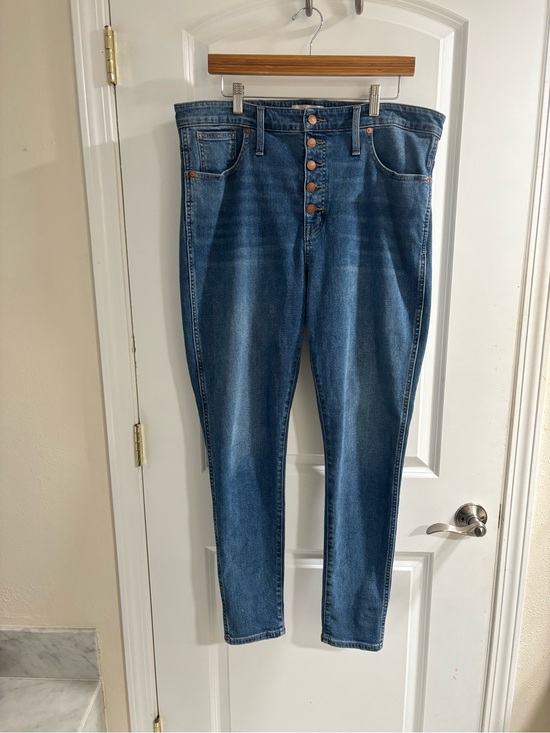 Madewell Denim - Madewell 10” High Rise Skinny Button-Fly Skinny Jeans in Medium Blue Wash